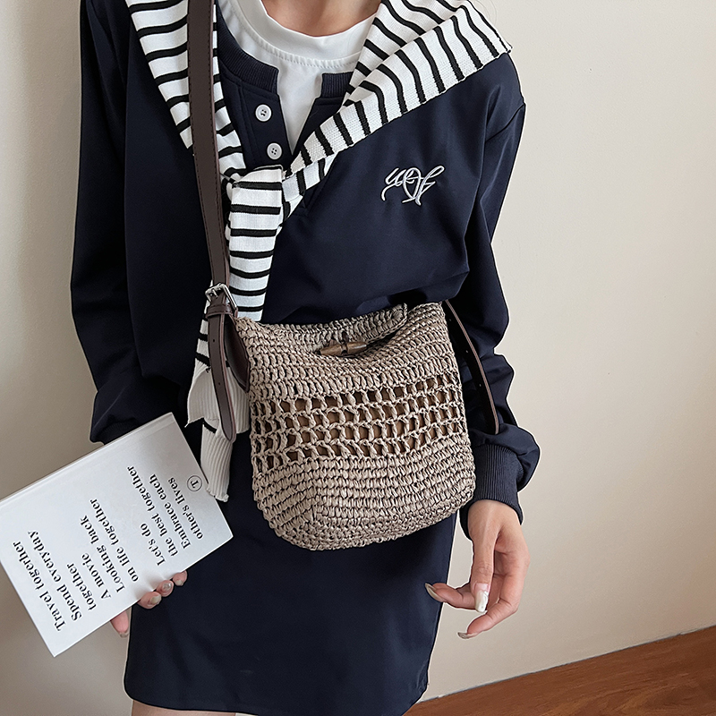 Small Woven Straw Bucket Bag L - Crochet Bag Raffia บทวิจารณ์และราคา