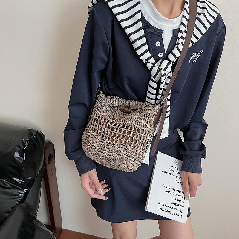 Small Woven Straw Bucket Bag L - Crochet Bag Raffia บทวิจารณ์และราคา